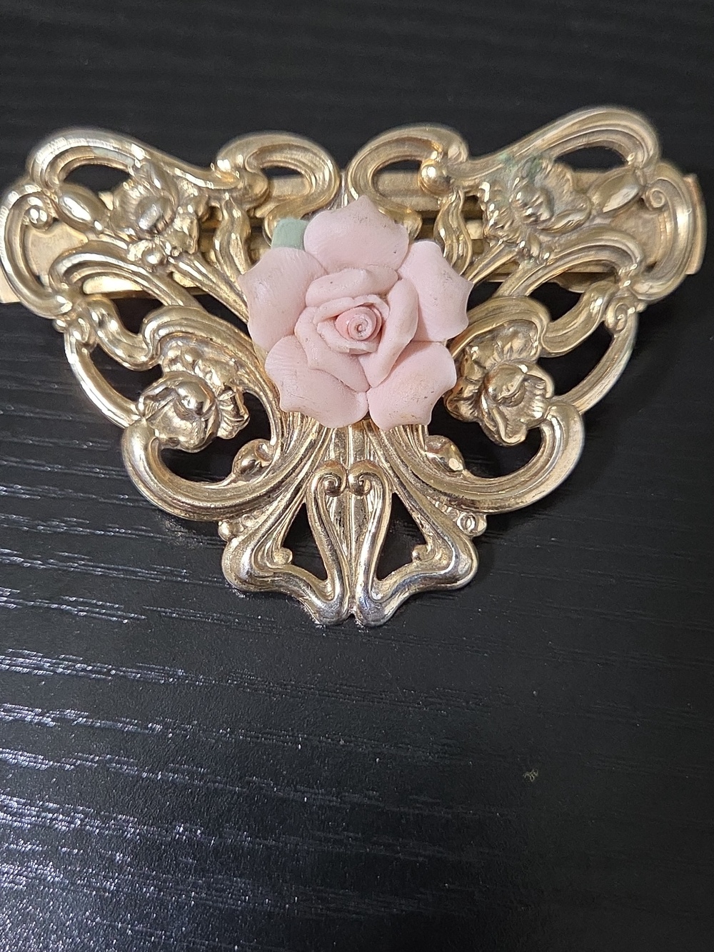 Vintage Porcelain Rose Green Leaf Gold Tone Filigree Hair Barrette
